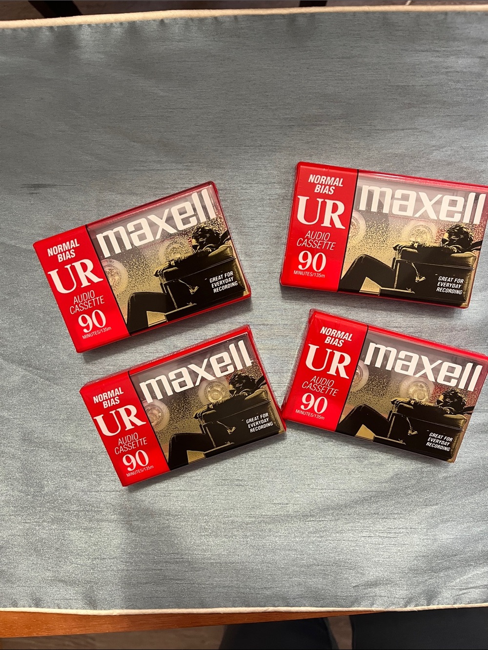 🛍️2/$20 Sale! 
Lot of 4 Maxell UR 90 Blank Audio Cassette Tapes Brand New Sealed